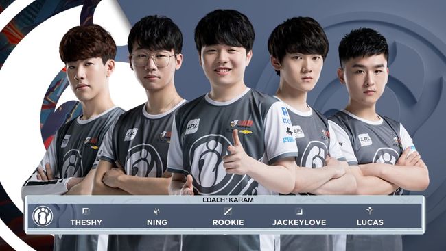 诸多进攻中 诸多进攻中