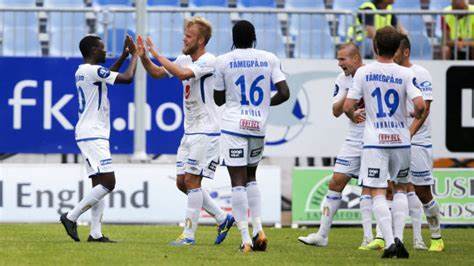 季球队暴露 季球队暴露